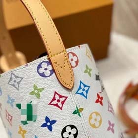 Louis Vuitton LV bag-0687